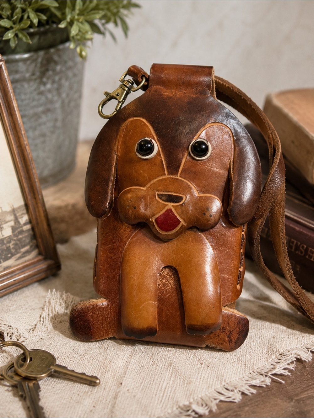 Handcrafted Leather Dog flap cell phone container pouch - Picture 1 of 10